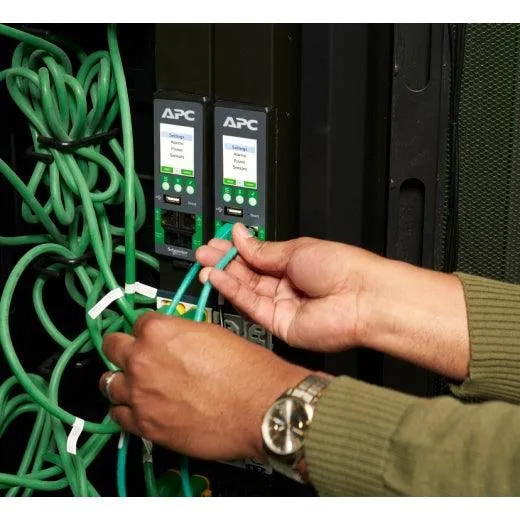 APC APC NetShelter Rack PDU Advanced | Switched Metered Outlet | 11.5kW | 3PH | 415V | 20A | 520P6 | 48 Outlet (APDU10250SM)