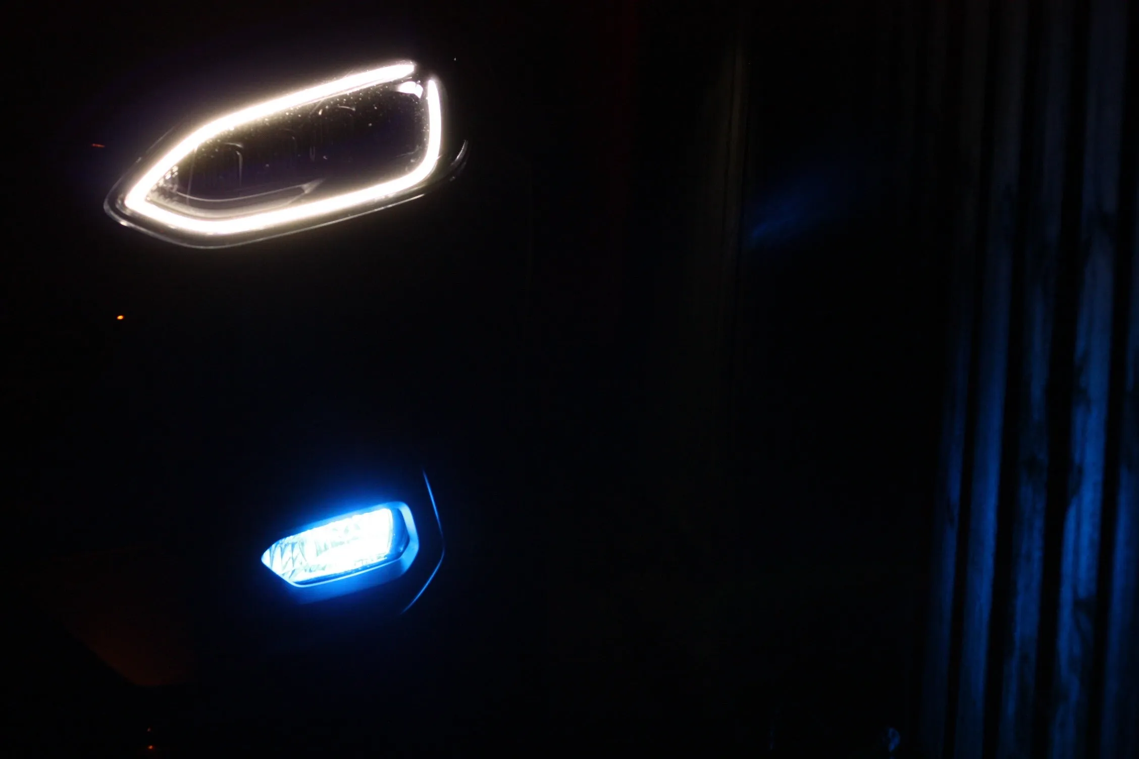 Enhanced Edition RGB Fog Lights - Bluetooth Controlled