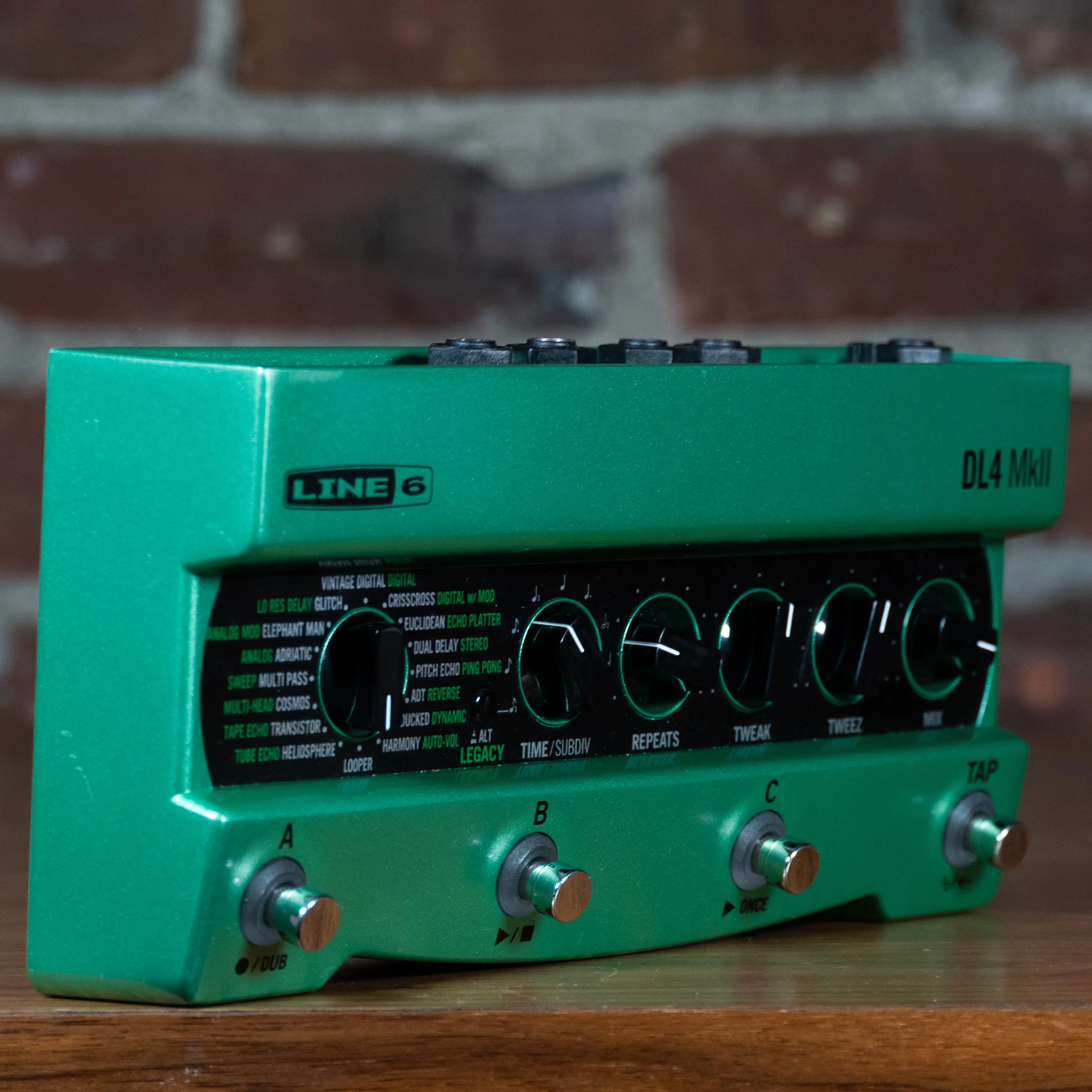 Line 6 DL4 MkII Delay Effect Pedal w/ Power Supply - Used