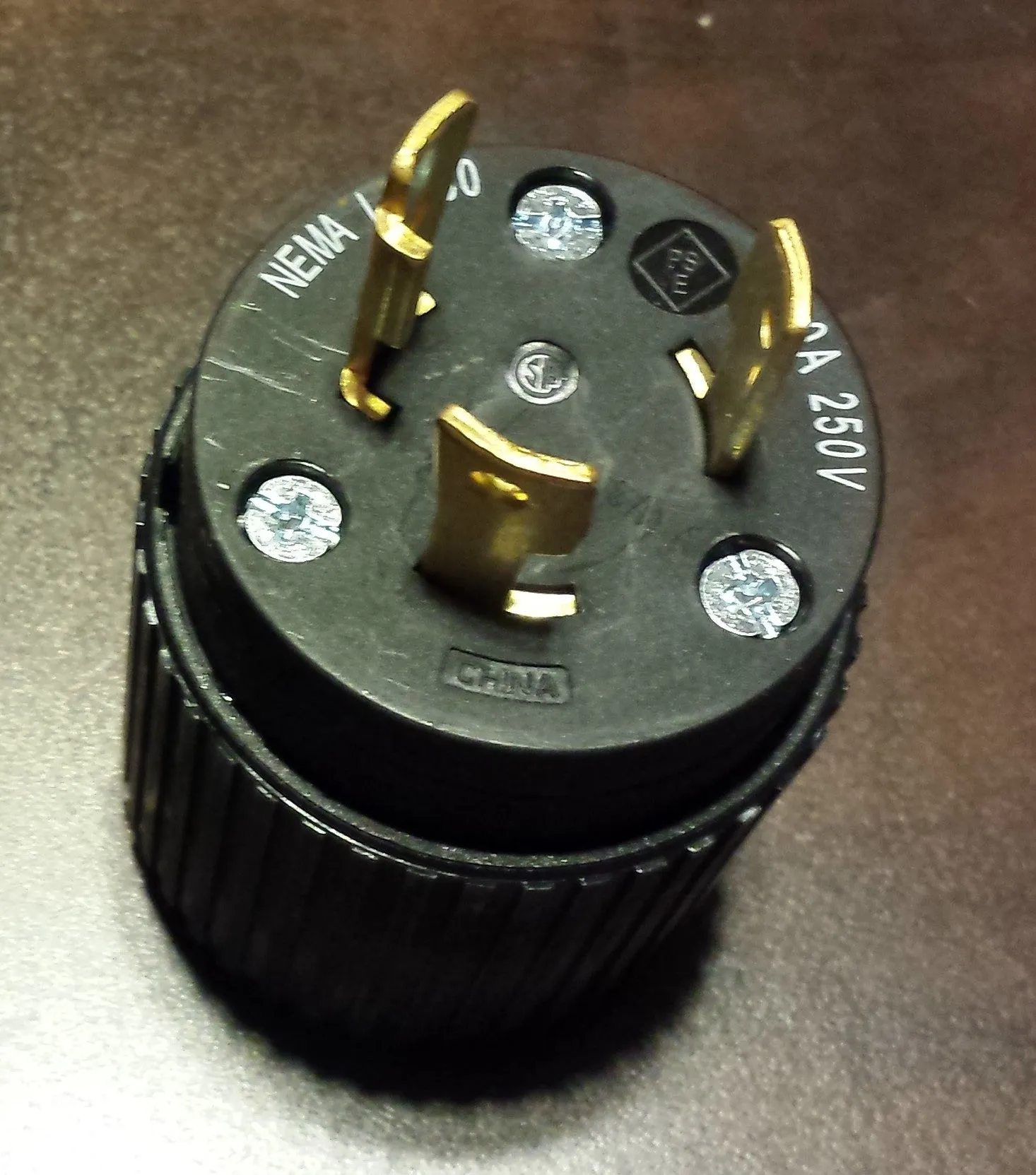 Power Spy™ #1 30A 240v power monitor - NEMA L6-30 to single L6-30 outlet with kWh meter