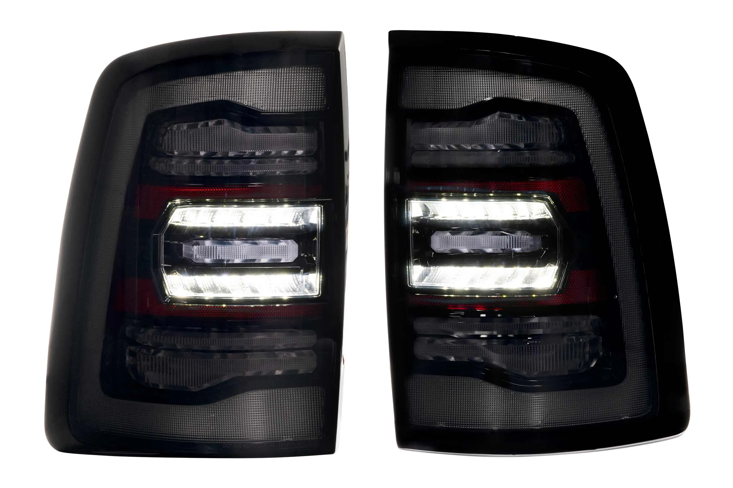 Ram HD 2019  : Morimoto XB LED Tail Lights