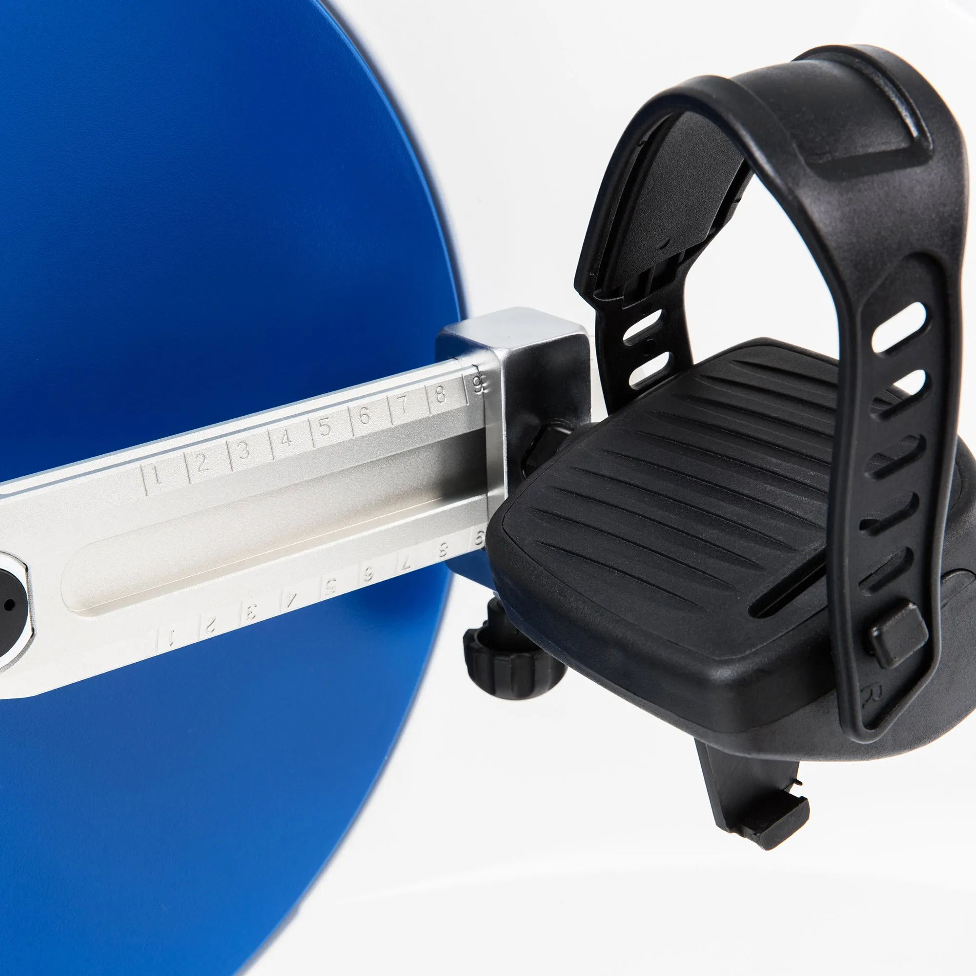 Rehab 7.0U Upright Bike