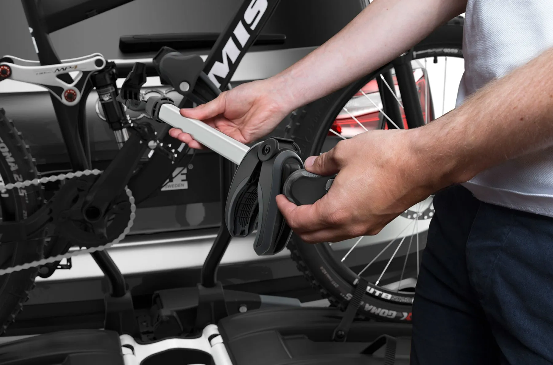 Thule EasyFold XT2 Bike Rack for 2 bikes